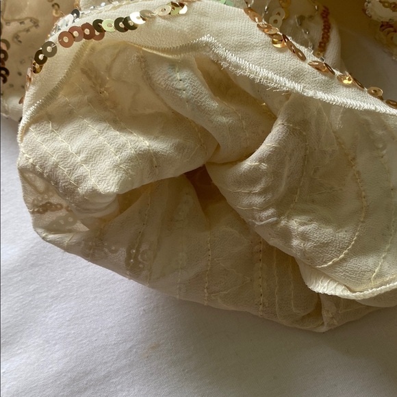 Sequin Embellished Cream Romper. Color Ivory - Picture 9 of 9